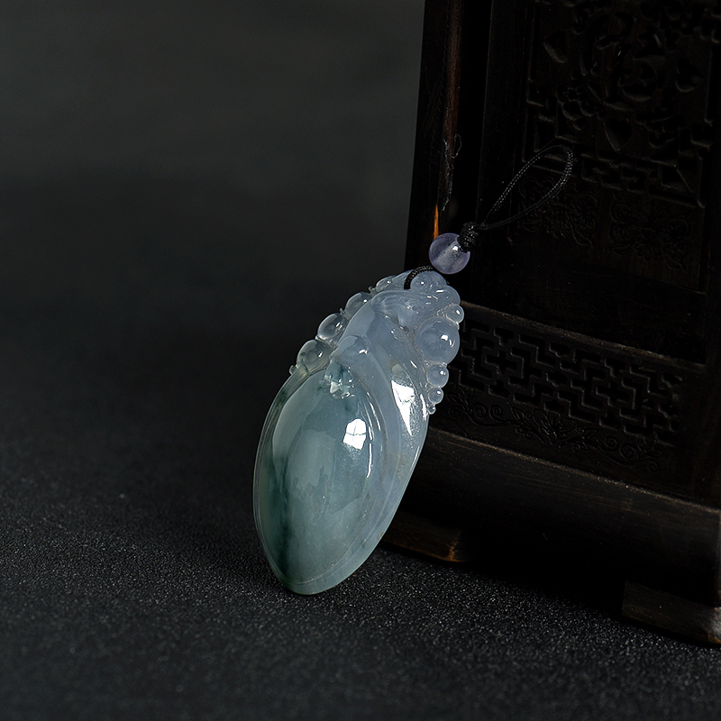 翡翠吊坠-红掌柜