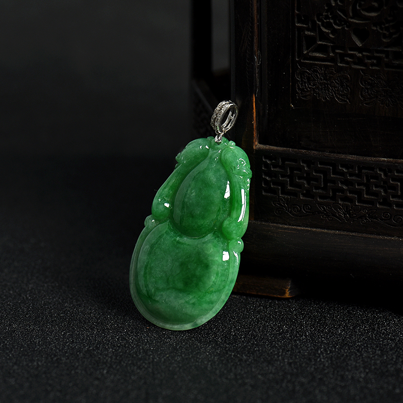 翡翠葫芦吊坠-红掌柜
