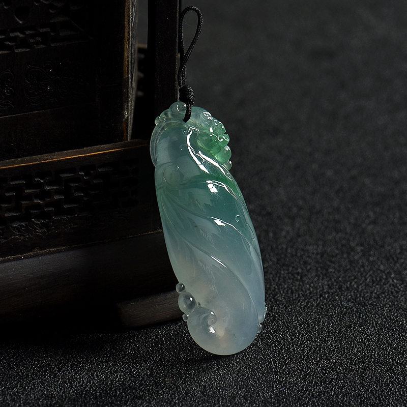 缅甸冰种俏色翡翠龙腾四海吊坠-红掌柜