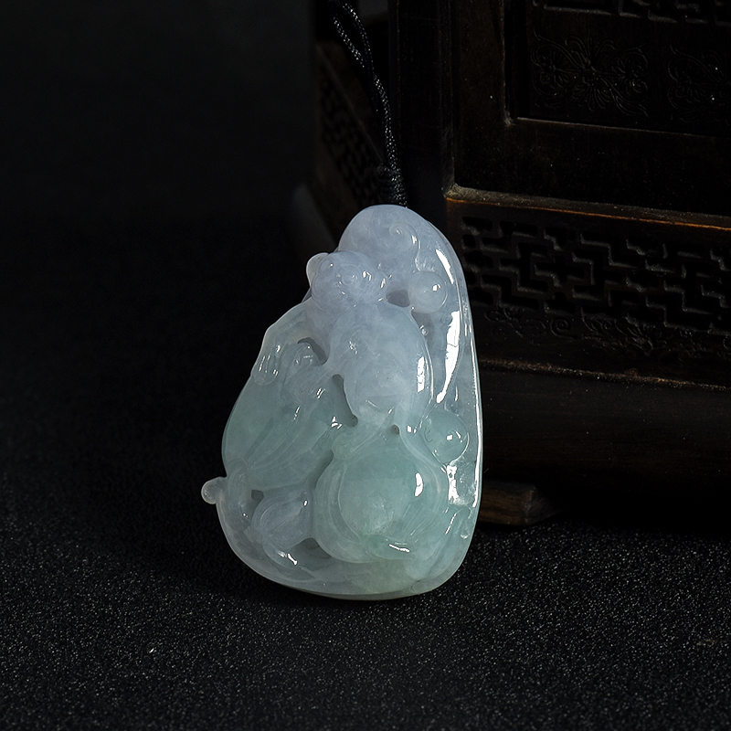 糯种飘翠翡翠洪福齐天吊坠-红掌柜
