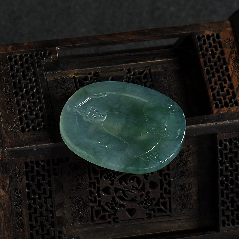 缅甸糯冰种暗绿翡翠观音-红掌柜