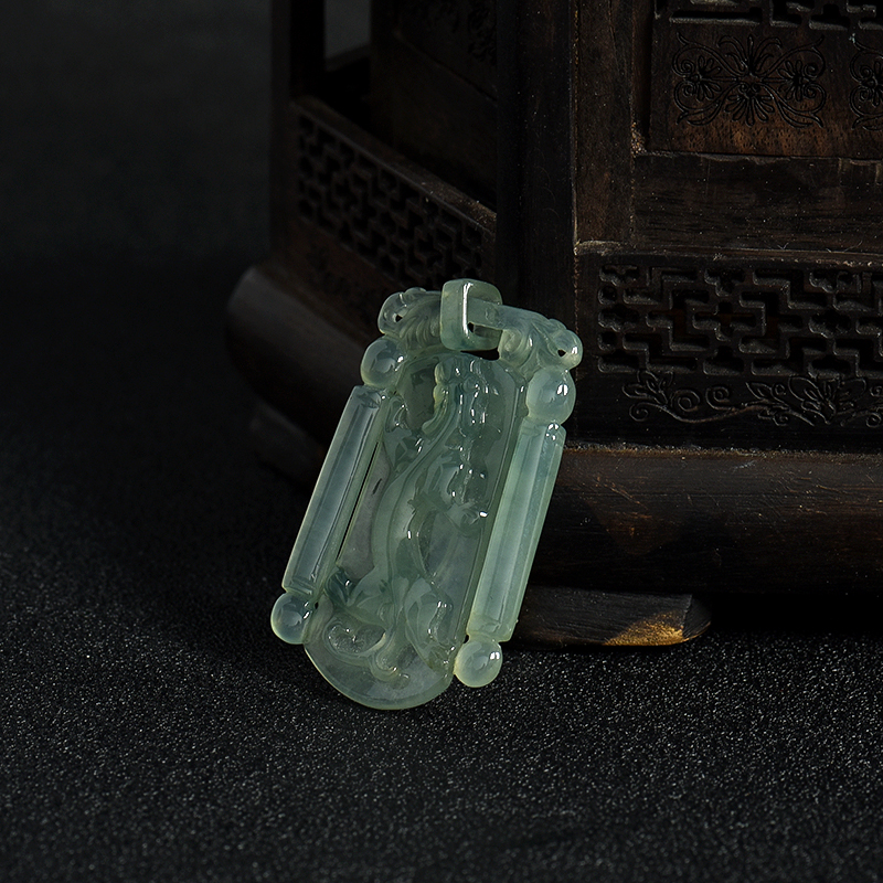 缅甸糯冰种飘花翡翠龙牌吊坠-红掌柜