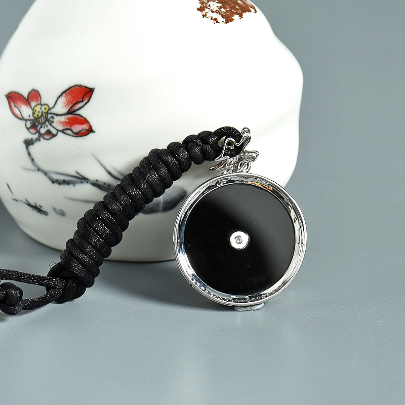 18K金镶钻墨翠团圆吊坠-红掌柜