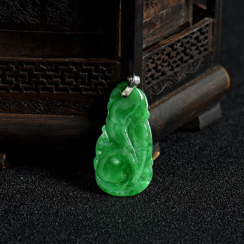 缅甸天然翠绿翡翠仿古龙吊坠-红掌柜