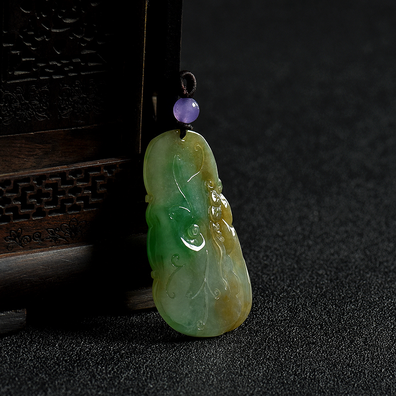 天然糯种俏色翡翠福在眼前吊坠-红掌柜