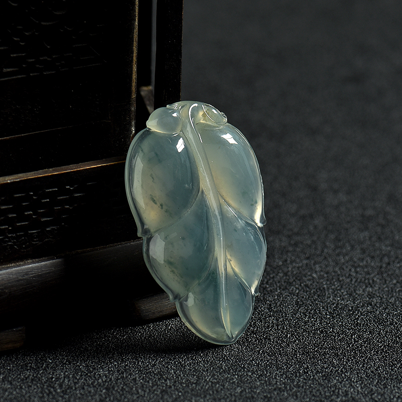 天然糯冰种飘花翡翠金枝玉叶吊坠-红掌柜