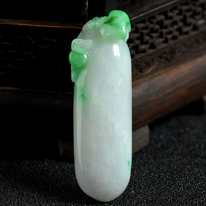 缅甸天然糯种飘翠翡翠吊坠-红掌柜