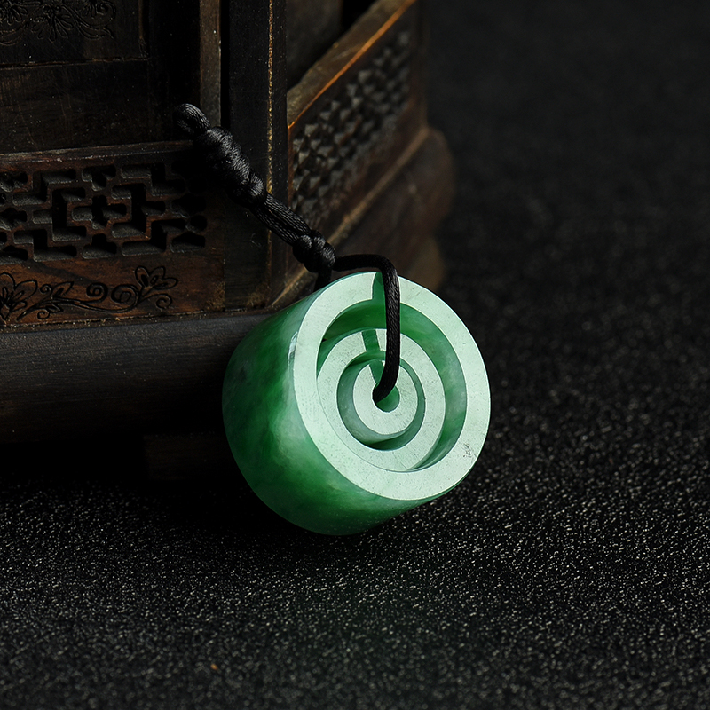 天然糯种翠绿翡翠路路通吊坠-红掌柜