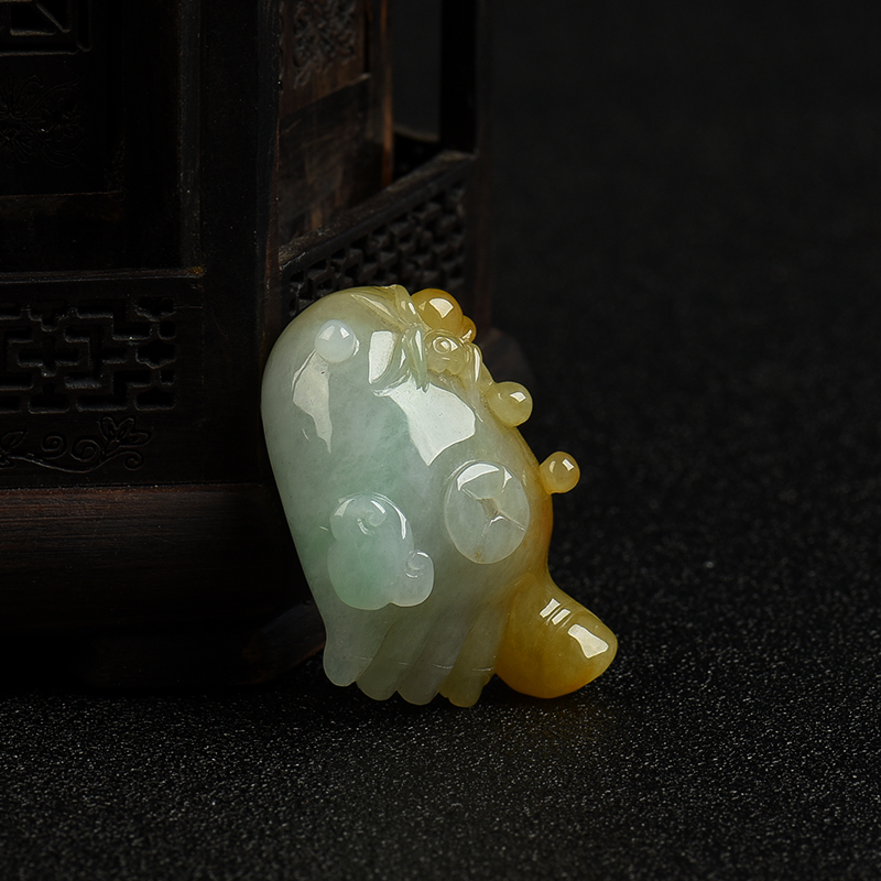 天然豆种俏色翡翠知足常乐吊坠-红掌柜