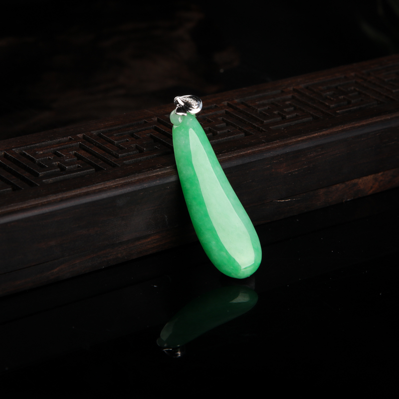 飘翠翡翠福瓜吊坠-红掌柜