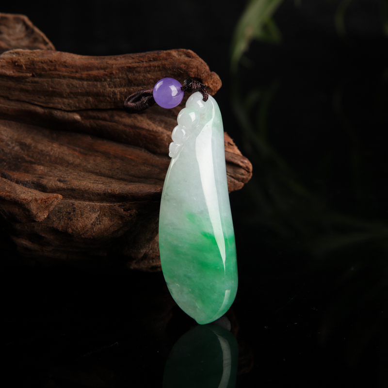 豆种飘翠翡翠福瓜吊坠-红掌柜