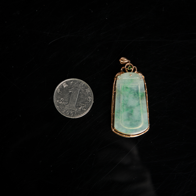 天然缅甸翡翠无事牌吊坠-红掌柜