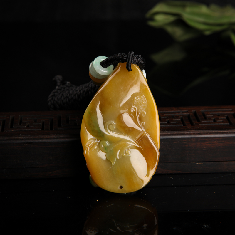 辰龙吊坠-红掌柜