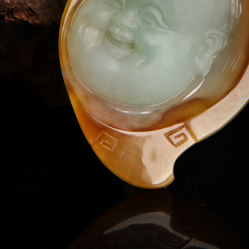 天然翡翠童子吊坠-红掌柜