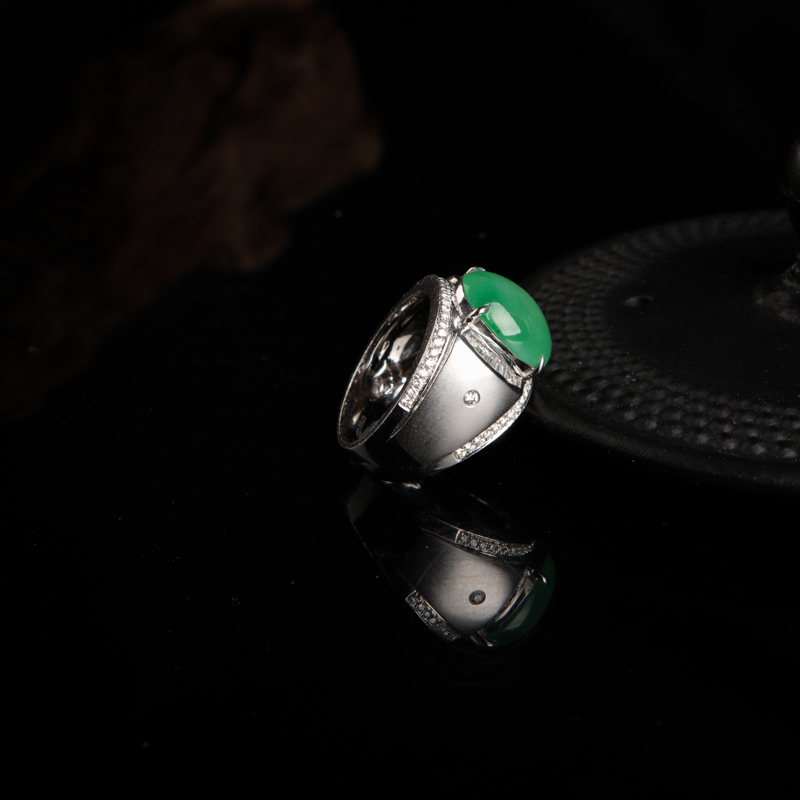 18k糯种苹果绿翡翠戒指-红掌柜