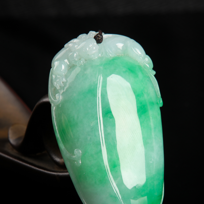 缅甸天然糯种翡翠寿桃吊坠-红掌柜