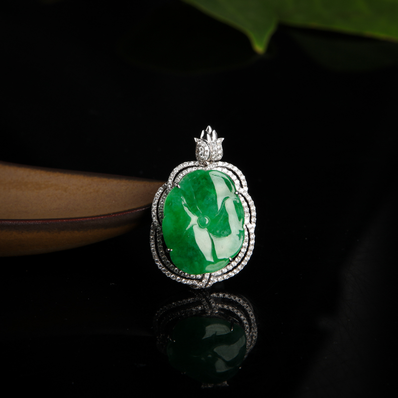18k缅甸天然豆种翠绿翡翠和和美美吊坠-红掌柜