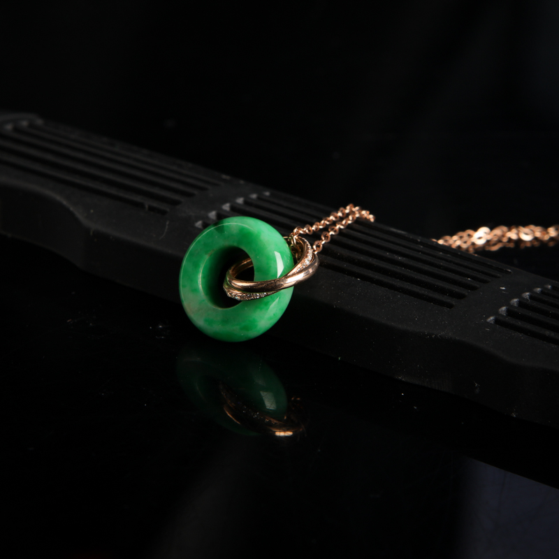 18k缅甸糯种深绿翡翠路路通吊坠-红掌柜