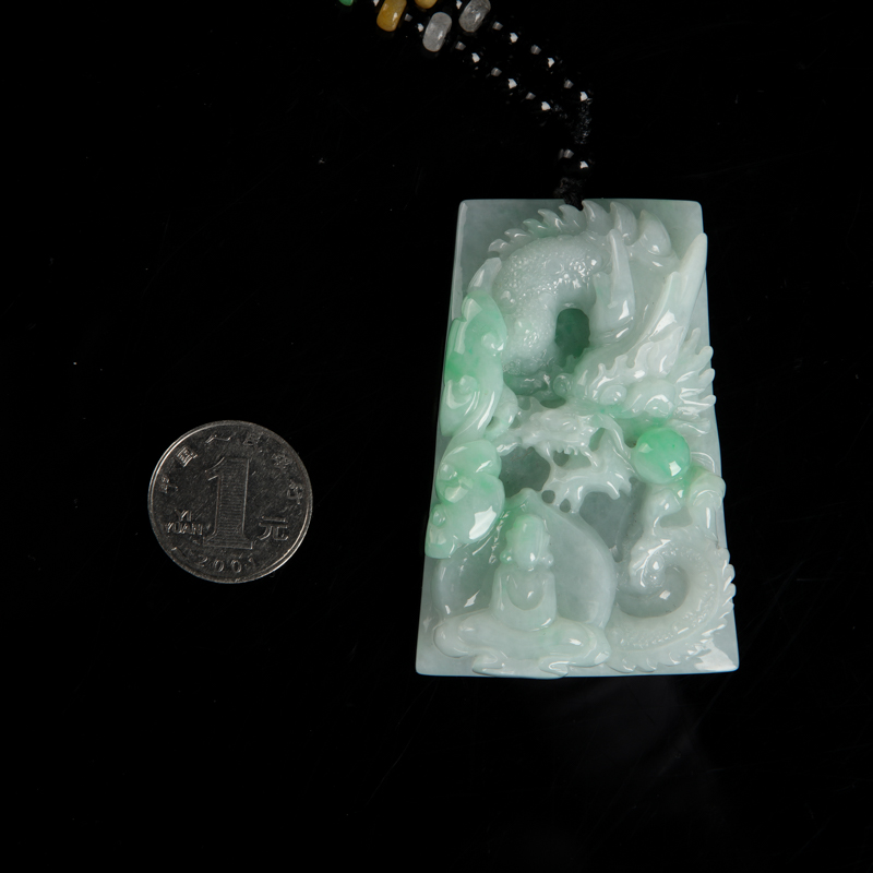 缅甸糯种飘翠翡翠吊坠-红掌柜