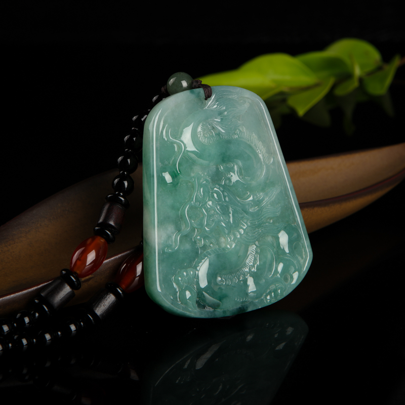 糯种飘花翡翠吊坠-红掌柜