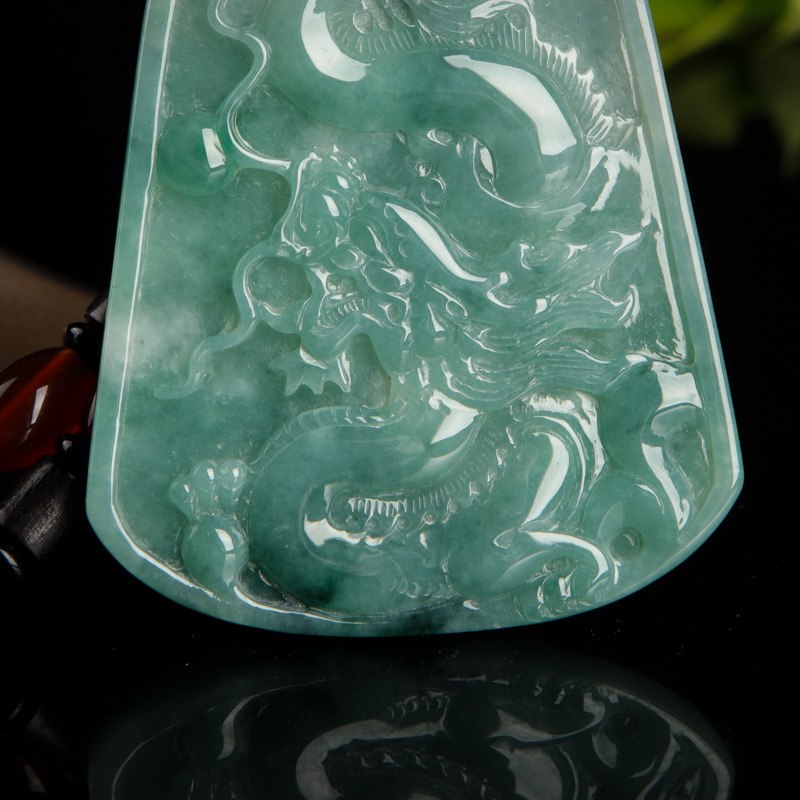 天然糯种飘花翡翠吊坠-红掌柜