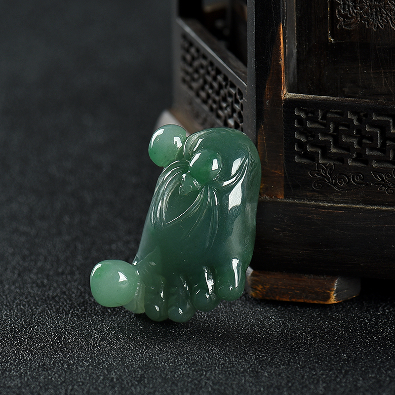 缅甸糯种暗绿翡翠知足常乐吊坠-红掌柜