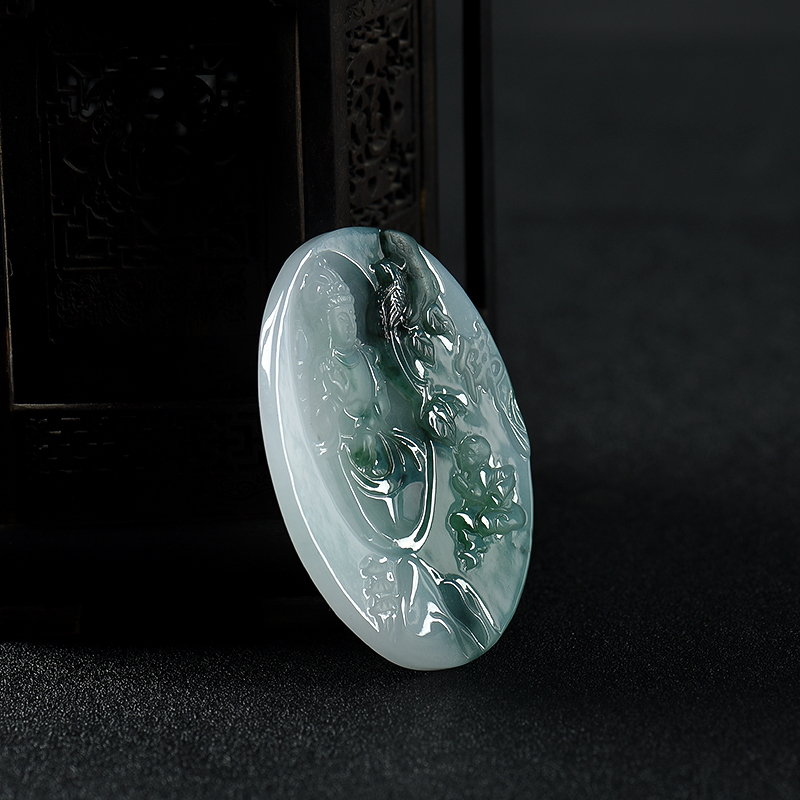 飘花翡翠观音吊坠-红掌柜