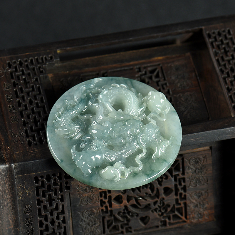 糯种飘花翡翠吊坠-红掌柜