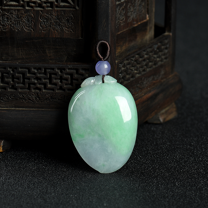 豆种飘翠翡翠寿桃吊坠-红掌柜