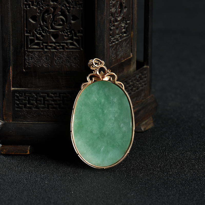 糯种翡翠无事牌吊坠-红掌柜