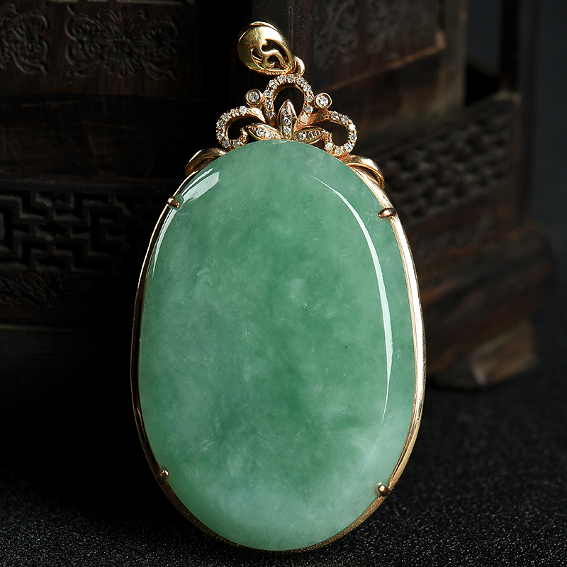 天然翡翠无事牌吊坠-红掌柜