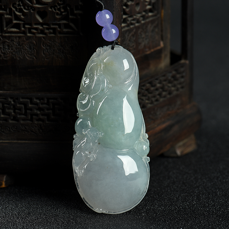 春带彩翡翠如意吊坠-红掌柜