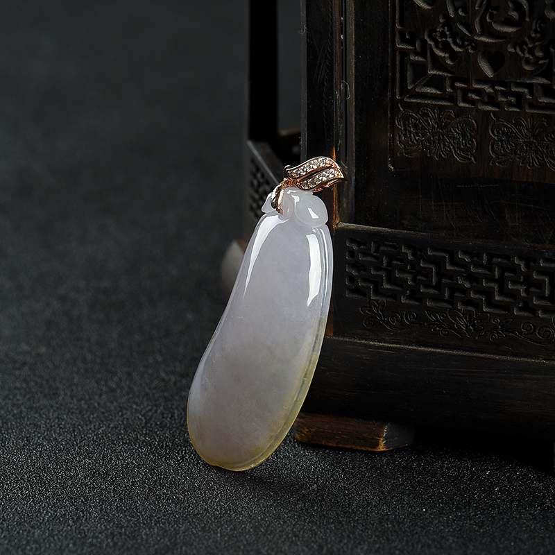 豆种翡翠福瓜吊坠-红掌柜