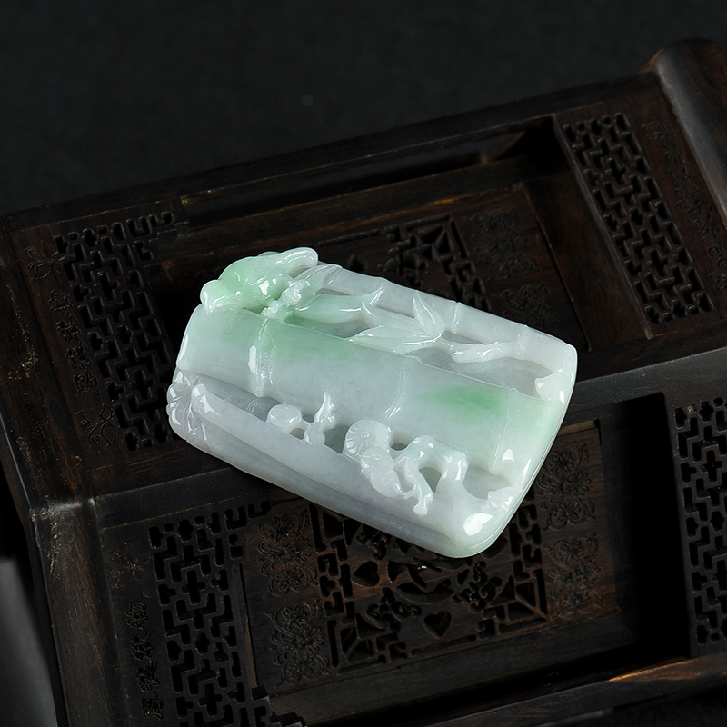 天然豆种飘翠翡翠节节高升吊坠-红掌柜