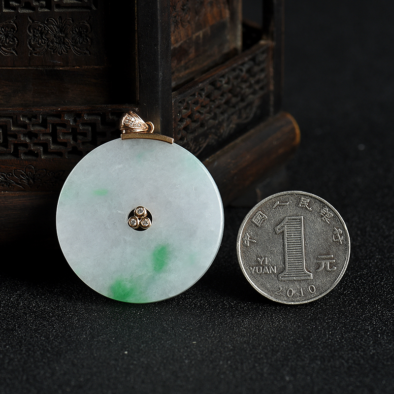 飘翠翡翠平安扣-红掌柜