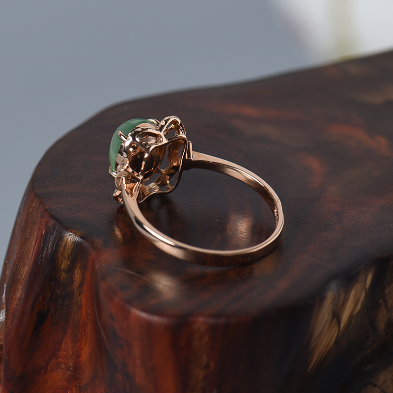 18k金镶钻晴水翡翠戒指-红掌柜