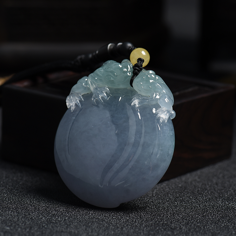 天然冰糯种春色翡翠寿桃挂件 - 红掌柜