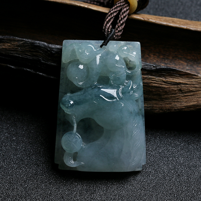 冰糯种飘花翡翠马上封侯挂件-红掌柜