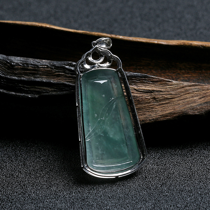 飘花竹节翡翠吊坠 - 红掌柜