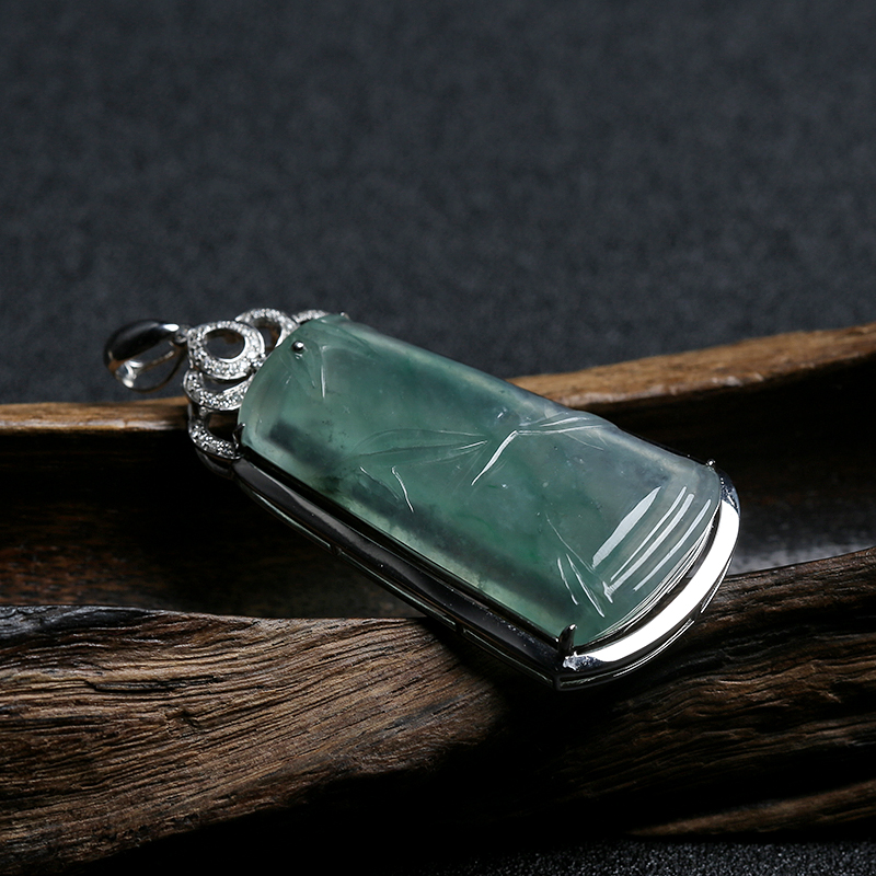 翡翠吊坠 - 红掌柜