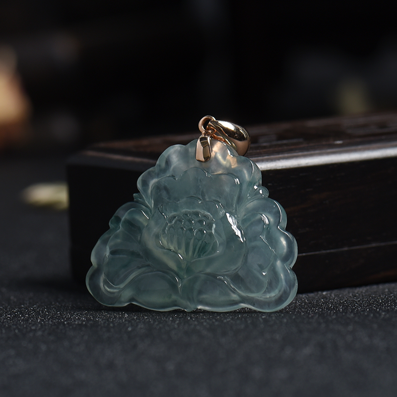冰糯种飘花翡翠一品清廉挂件-红掌柜