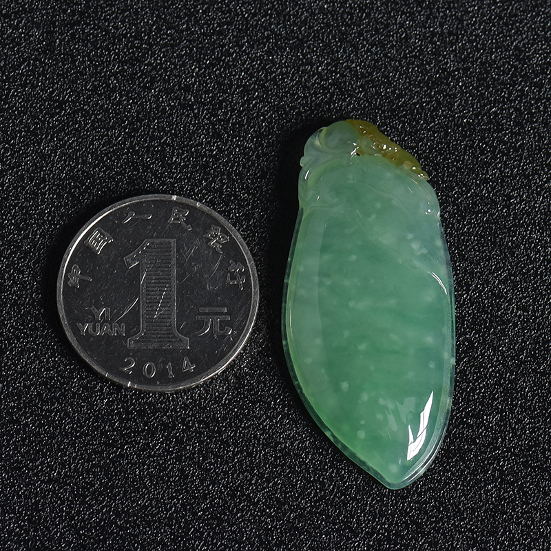 缅甸糯冰种翡翠吊坠-红掌柜