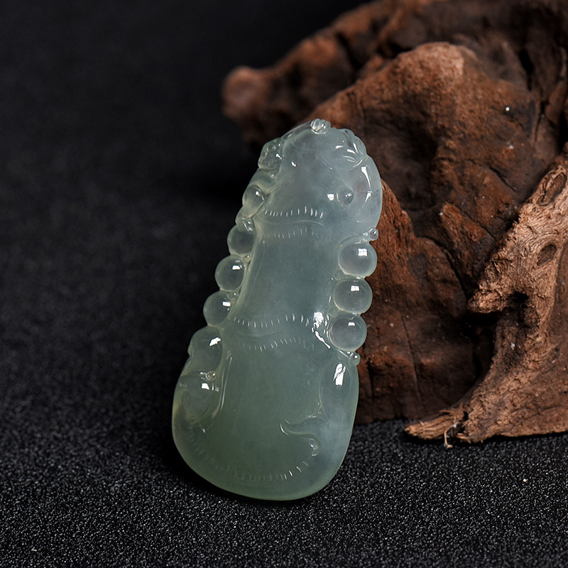 翡翠节节高升吊坠-红掌柜