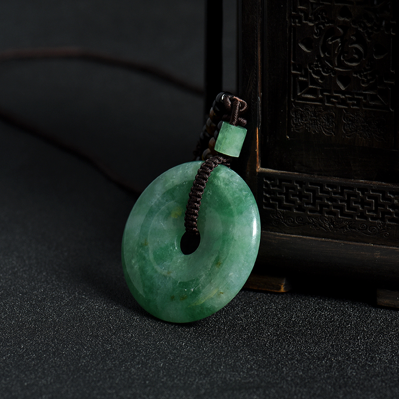 豆种飘翠翡翠平安扣吊坠-红掌柜