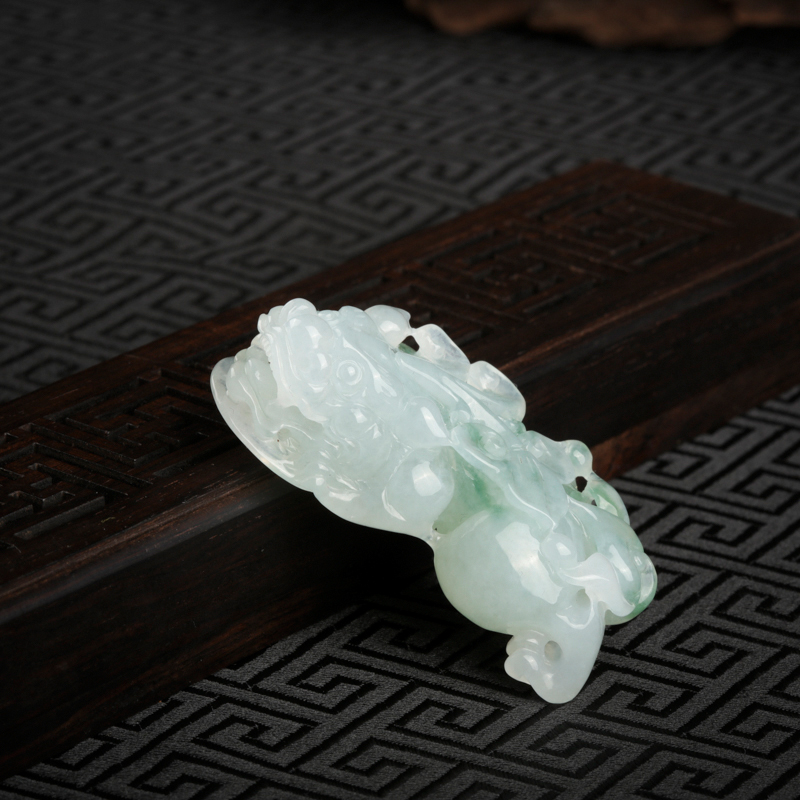 天然糯种飘花翡翠貔貅吊坠-红掌柜