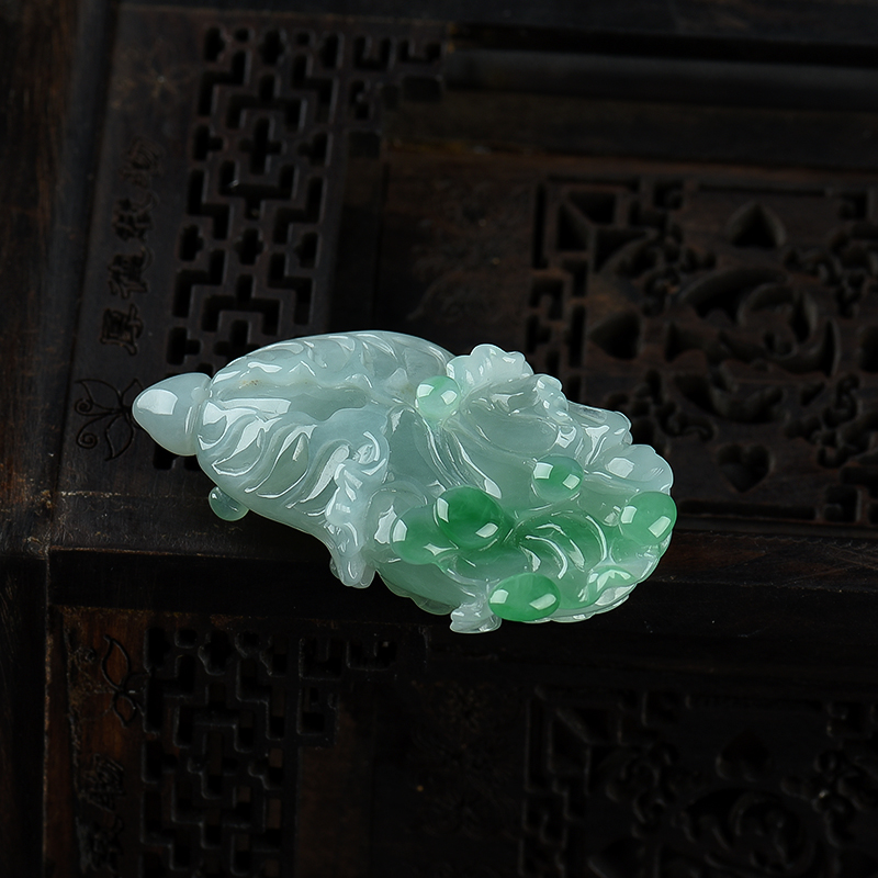 缅甸天然A货糯种飘翠翡翠-红掌柜