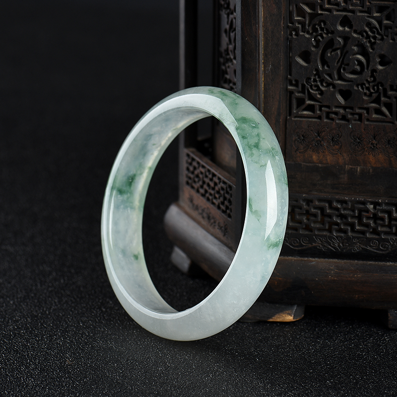 飘花翡翠手镯-红掌柜