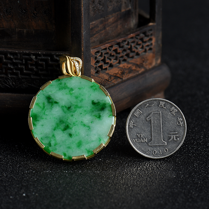 天然翡翠吊坠-红掌柜