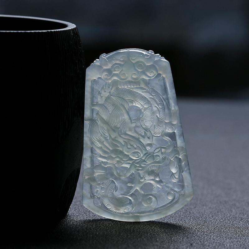 缅甸天然高冰种翡翠龙牌吊坠-红掌柜