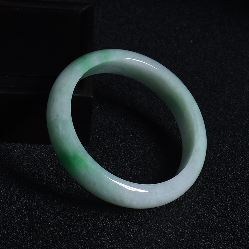 豆种飘翠翡翠手镯-红掌柜